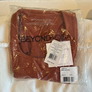 NWT Beyond the bump racerback- beyond yoga maternity tank size small